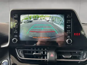 TOYOTA C-HR 1.8 Hybrid Flow