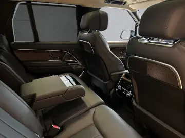 LAND ROVER Range Rover P460e Autobiography 22  AHK Shadow-P