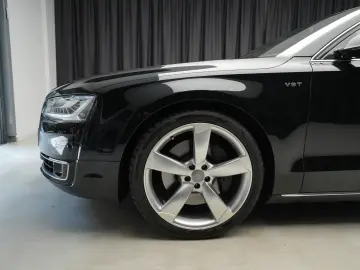 Audi A8 4.2 TDI Quattro - Bang&Olufsen