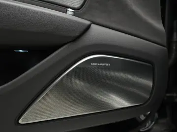 Audi A8 4.2 TDI Quattro - Bang&Olufsen