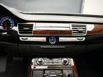 Audi A8 4.2 TDI Quattro - Bang&Olufsen