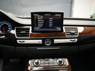 Audi A8 4.2 TDI Quattro - Bang&Olufsen