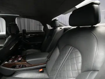 Audi A8 4.2 TDI Quattro - Bang&Olufsen