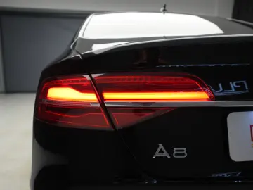 Audi A8 4.2 TDI Quattro - Bang&Olufsen