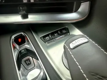Corvette C8 Stingray Targa LT2 Z51 PERFORMANCE TÜV DE LED