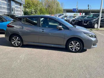NISSAN Leaf 40kwh Acenta