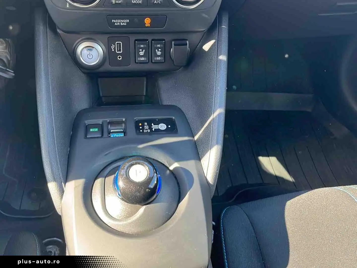 NISSAN Leaf 40kwh Acenta
