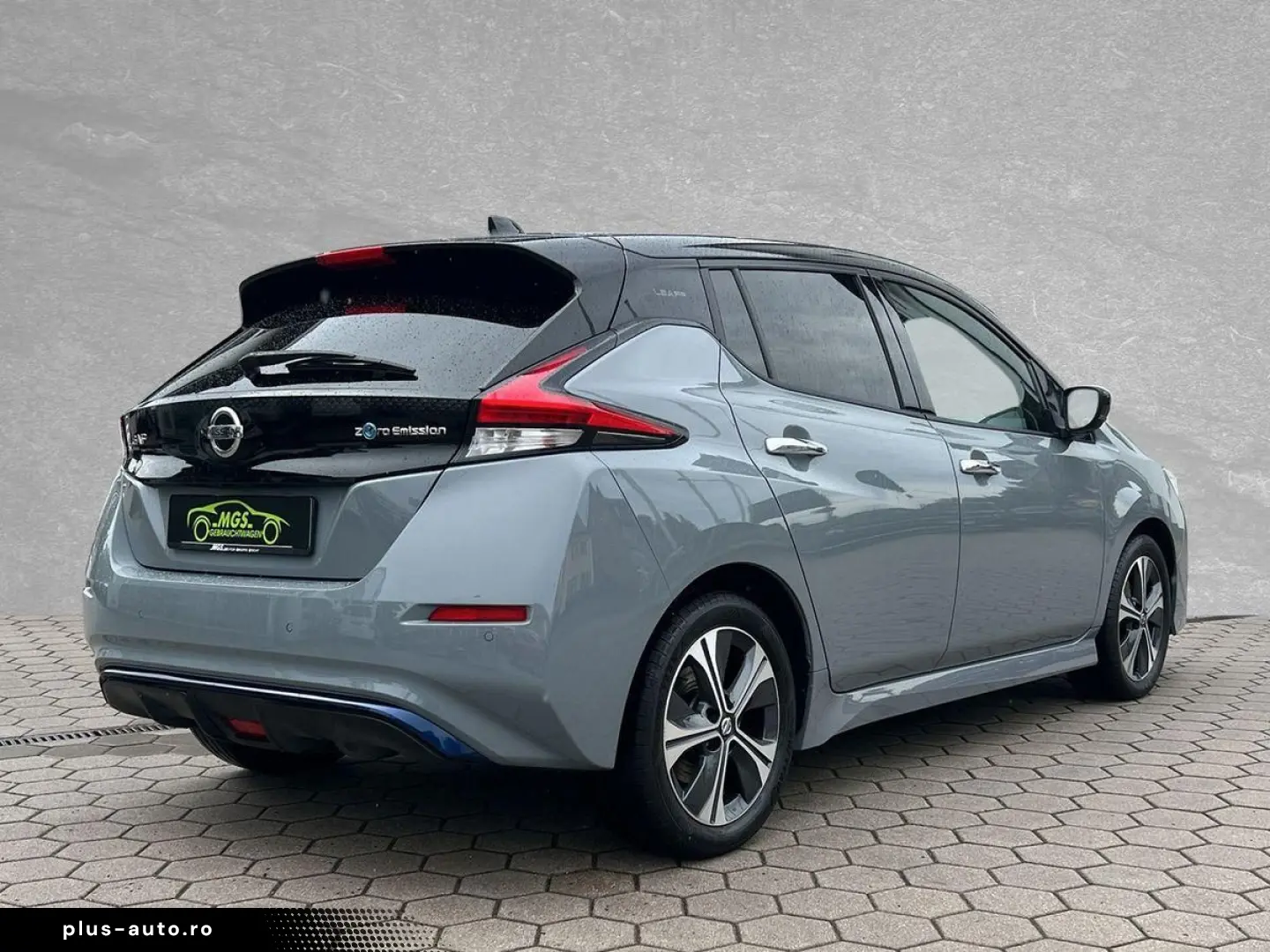 NISSAN Leaf MY20 LEAF #LEAF10 OPTION KLIMAAUTOMATIK LED
