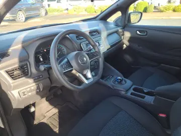 NISSAN Leaf ACC CarPlay Kamera SHZ Klimaaut