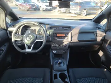 NISSAN Leaf ACC CarPlay Kamera SHZ Klimaaut