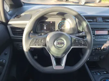 NISSAN Leaf ACC CarPlay Kamera SHZ Klimaaut