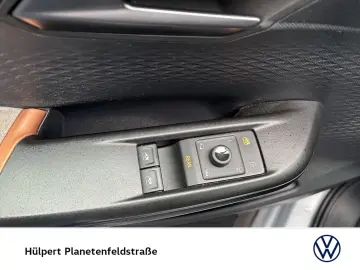 CUPRA Born e-BOOST CAM ACC LM19 NAVI SITZHEIZUNG LED