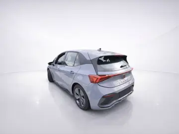 CUPRA Born 62 kWh ACC Kamera Keyless Navi LED