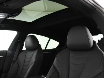 BMW Gran Coupe 840 d xDrive  Garantie 11-2025