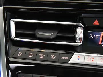 BMW Gran Coupe 840 d xDrive  Garantie 11-2025