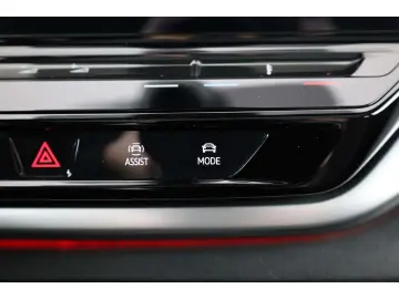 VW ID.5 Pro Performance 77 kWh AHK P-Dach Matrix SH