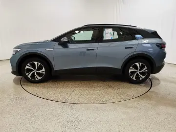 VW ID.4 Pure 55kWh LED Navi ACC RFK SHZ