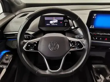 VW ID.4 Pure 55kWh LED Navi ACC RFK SHZ