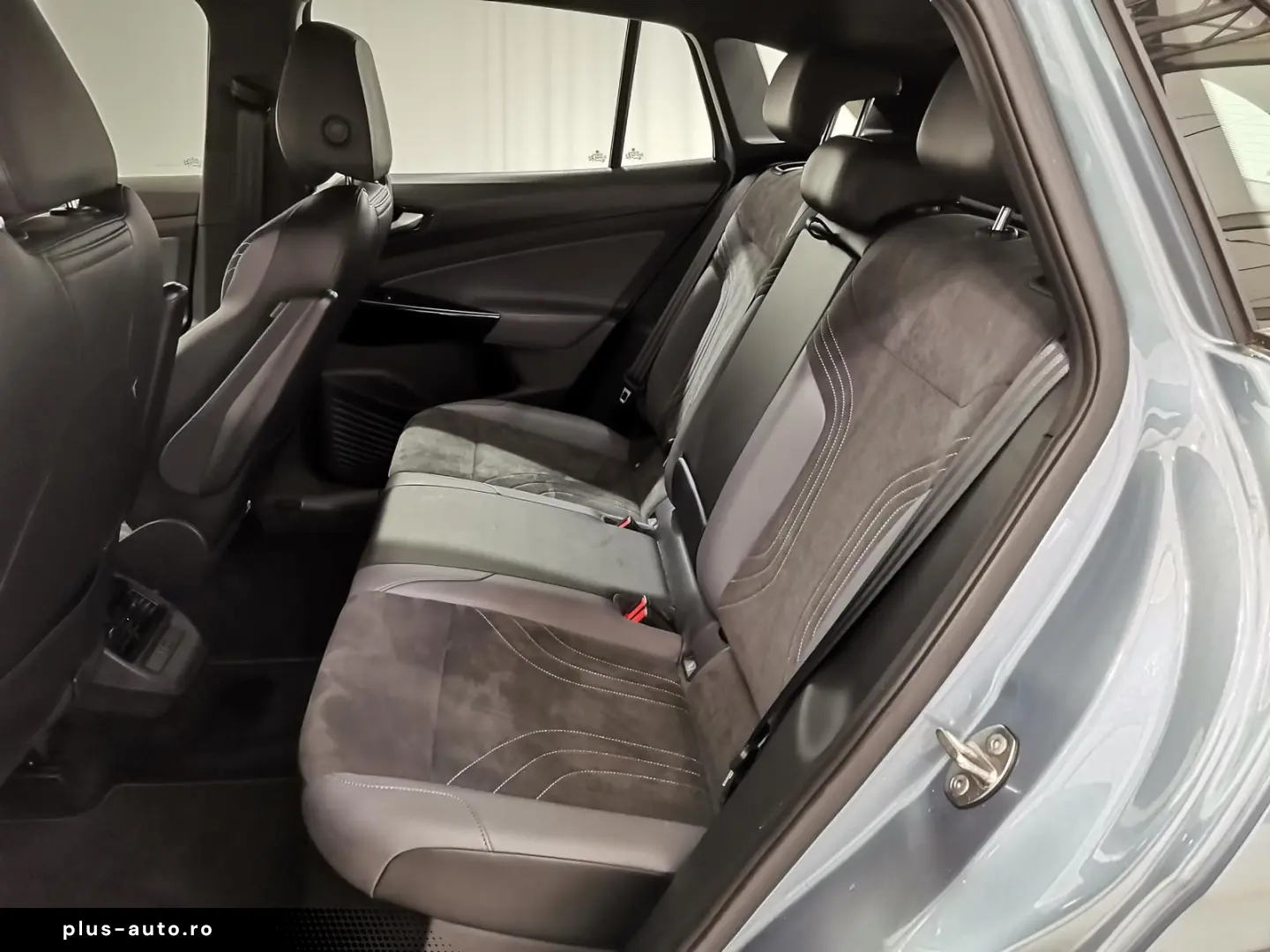 VW ID.4 Pure 55kWh LED Navi ACC RFK SHZ