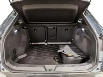 VW ID.4 Pure 55kWh LED Navi ACC RFK SHZ