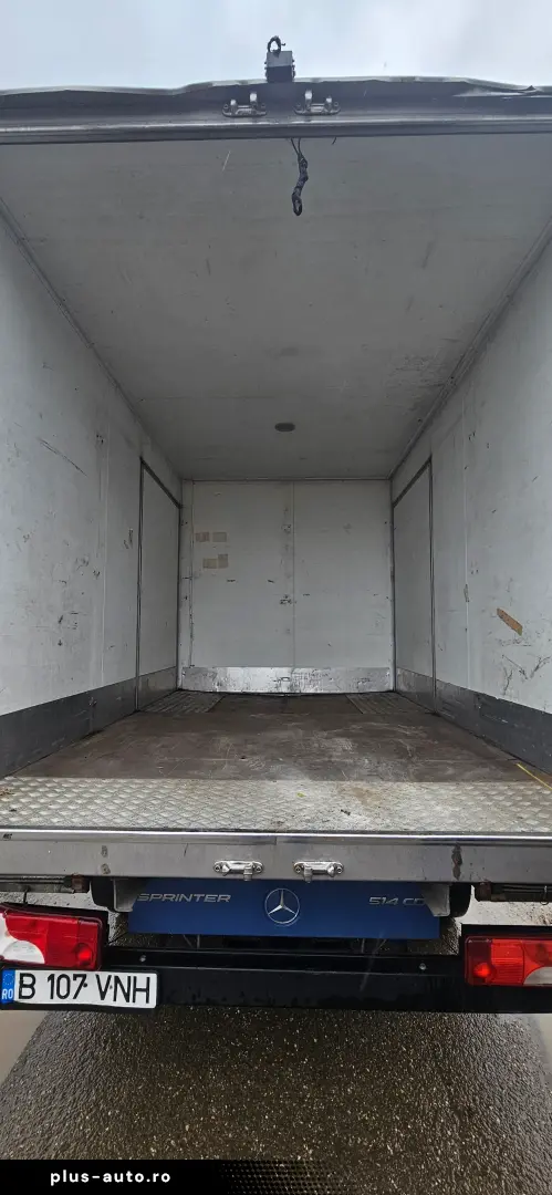 Mercedes-Benz Sprinter BOX