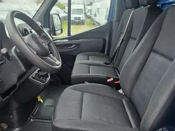 Mercedes-Benz Sprinter BOX