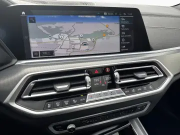 BMW X5 xDr 45e X Line Panorama  360