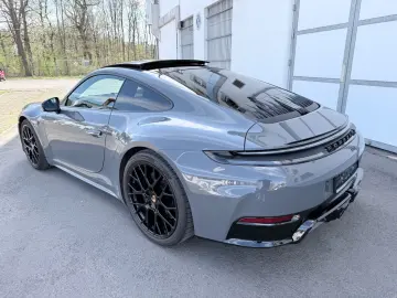 Porsche 992.2 911 Carrera GTS T-H Liftsys Bose HAL EGSD