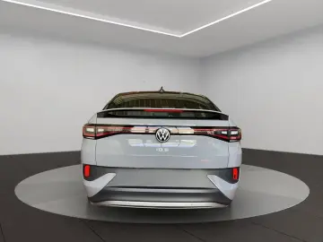 VW ID.5 Pro 128kW ACC App Connect