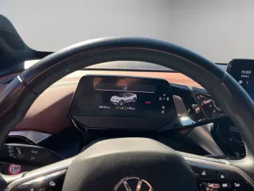 VW ID.5 Pro 128kW ACC App Connect