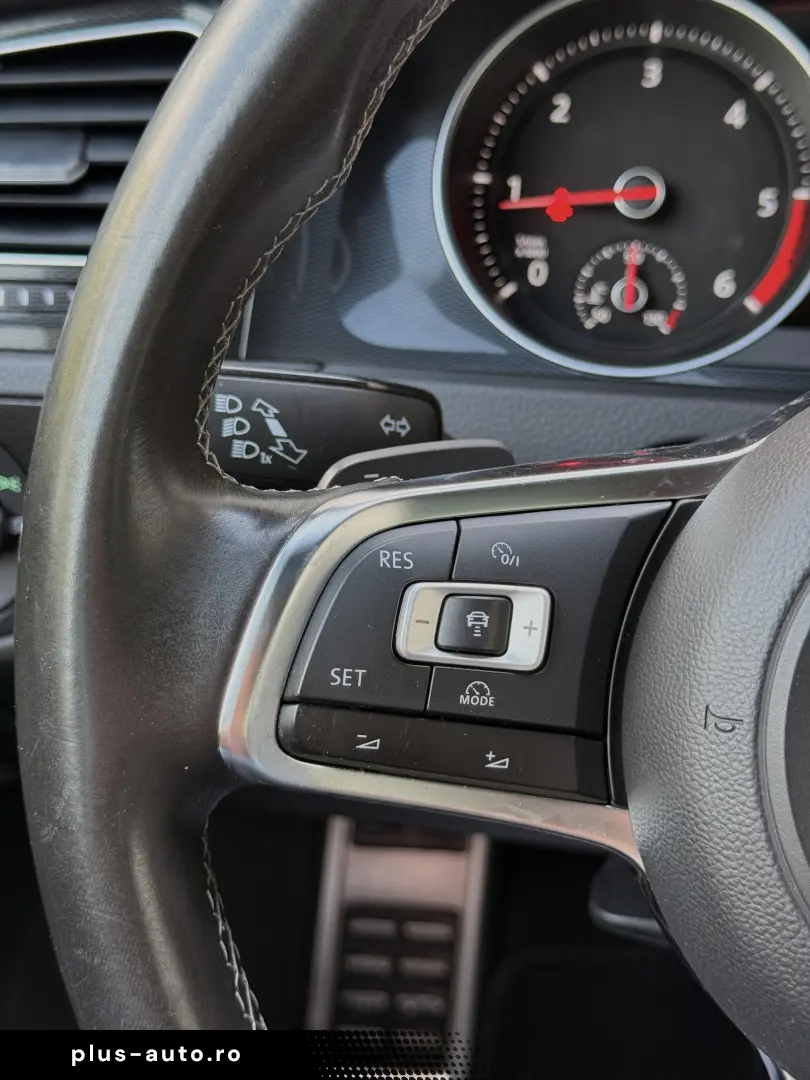 Volkswagen Golf 2.0 TDI DSG GTD
