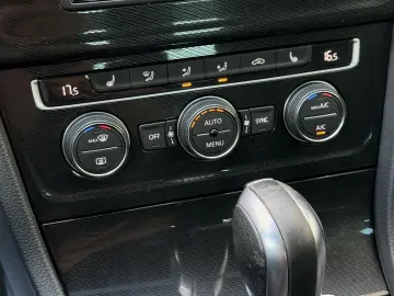 Volkswagen Golf 2.0 TDI DSG GTD