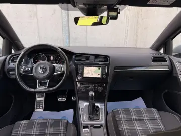 Volkswagen Golf 2.0 TDI DSG GTD