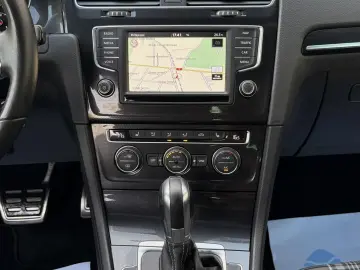 Volkswagen Golf 2.0 TDI DSG GTD