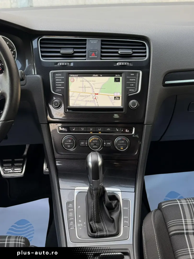 Volkswagen Golf 2.0 TDI DSG GTD