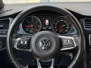 Volkswagen Golf 2.0 TDI DSG GTD
