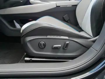 VW ID.7 Pro 210 kW Pano ACC HuD 360 Cam Harman