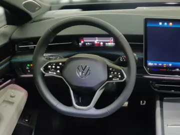 VW ID.7 Pro HeadUp Massagesitze SideAssist