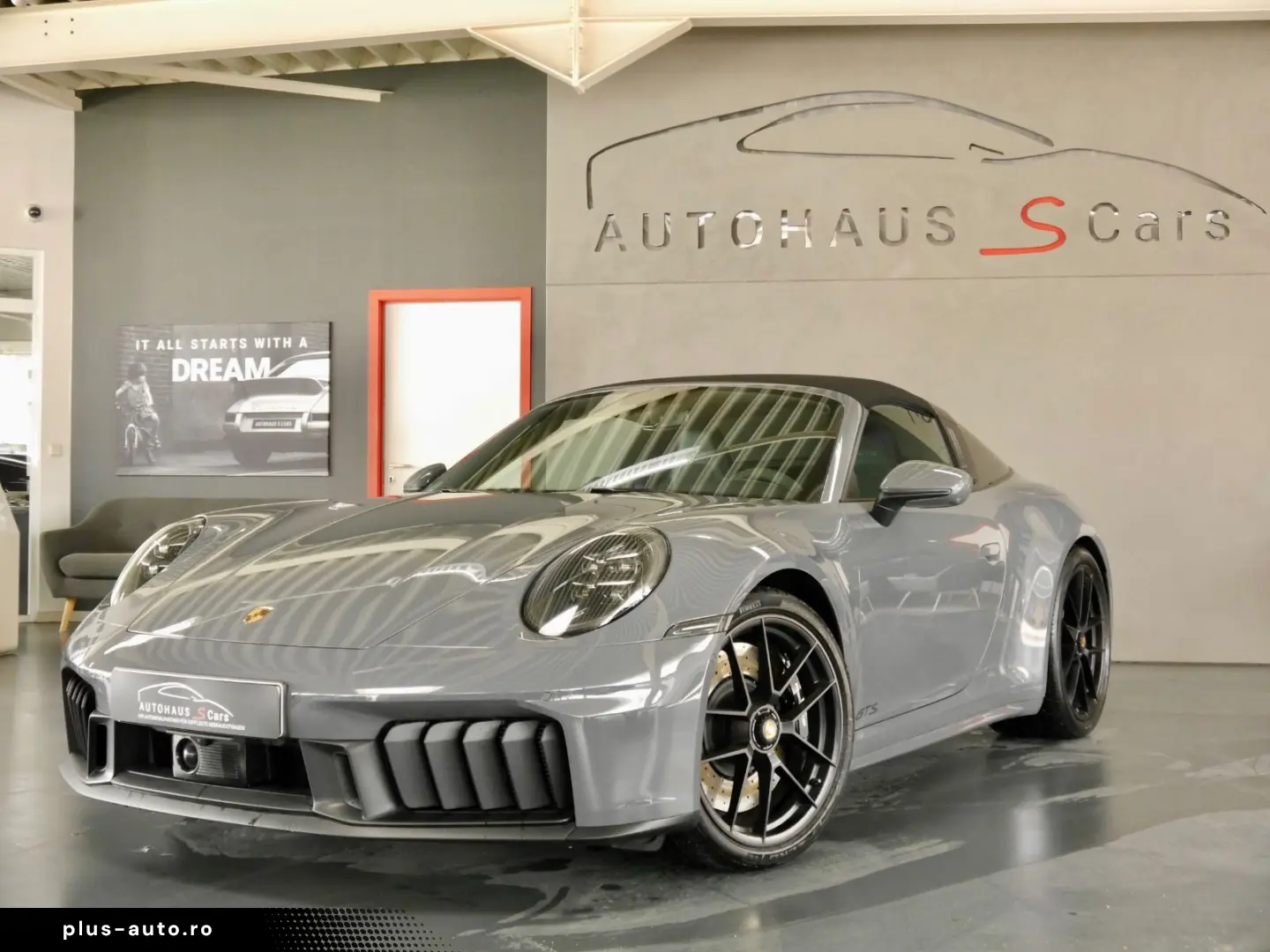 PORSCHE 911 Targa 4 GTS T-Hybrid Matrix 1.Hand