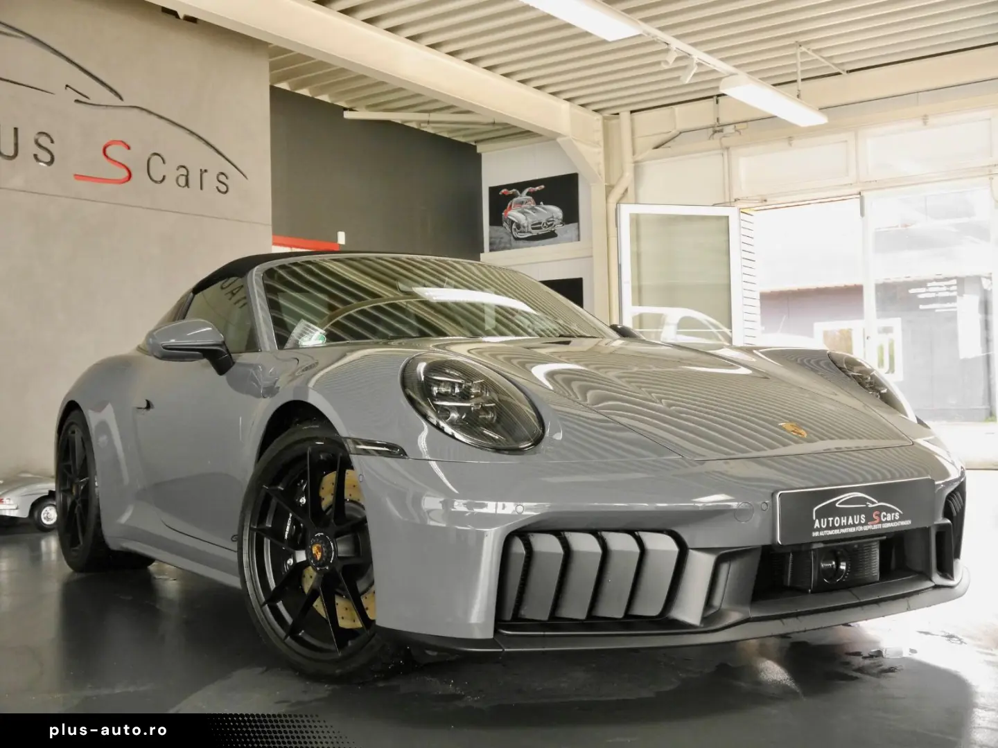 PORSCHE 911 Targa 4 GTS T-Hybrid Matrix 1.Hand