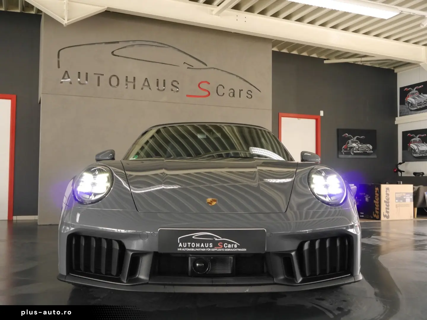 PORSCHE 911 Targa 4 GTS T-Hybrid Matrix 1.Hand