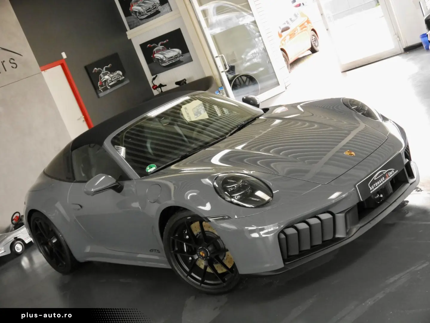 PORSCHE 911 Targa 4 GTS T-Hybrid Matrix 1.Hand