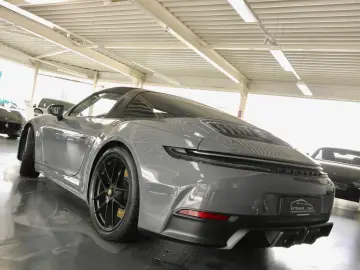 PORSCHE 911 Targa 4 GTS T-Hybrid Matrix 1.Hand