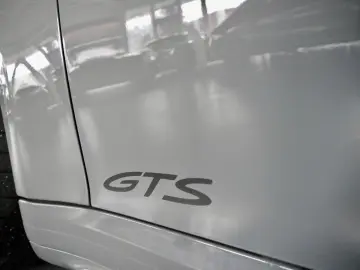 PORSCHE 911 Targa 4 GTS T-Hybrid Matrix 1.Hand
