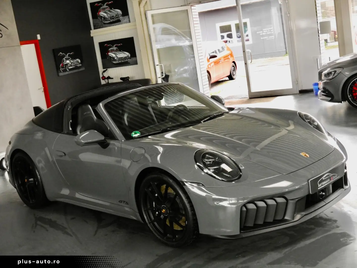 PORSCHE 911 Targa 4 GTS T-Hybrid Matrix 1.Hand