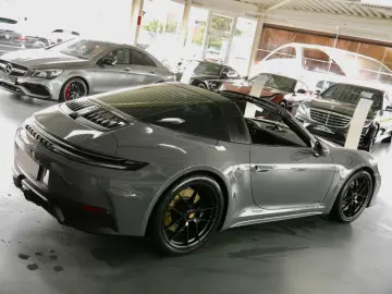 PORSCHE 911 Targa 4 GTS T-Hybrid Matrix 1.Hand