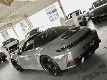 PORSCHE 911 Targa 4 GTS T-Hybrid Matrix 1.Hand
