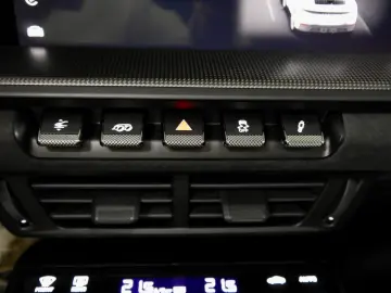 PORSCHE 911 Targa 4 GTS T-Hybrid Matrix 1.Hand
