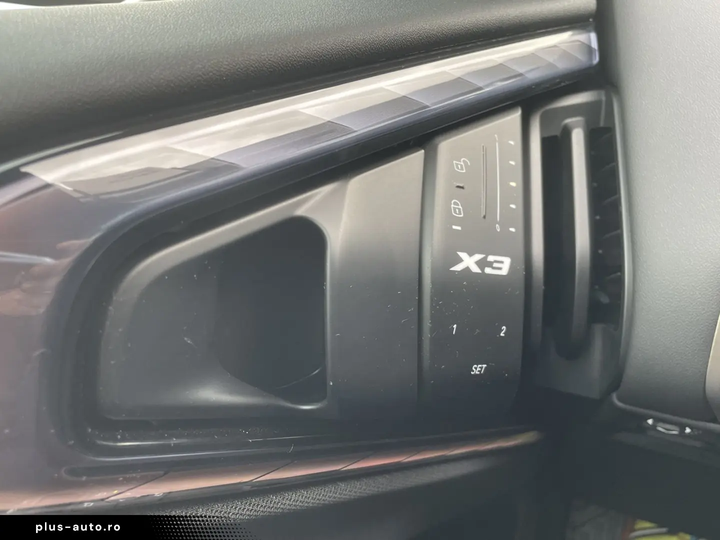 BMW X3 20d xDrive  DAB Komfortzg. Parkassistent