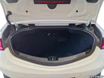 Mercedes-Benz CLE 200 Cabrio AMG Line